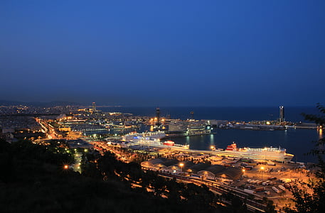 Barcelone, port, heure bleue, nuit, paysage urbain, architecture, célèbre place