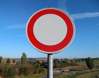 Escudo, prohibitorios, prohibido, tránsito, señal de tráfico, Nota
