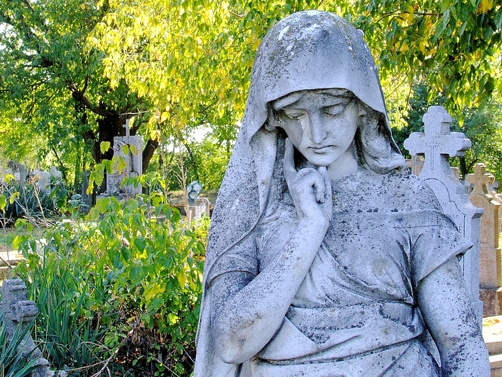 Kalvarija groblje, Baja, kip, skulptura, žena, Marija, Djevica