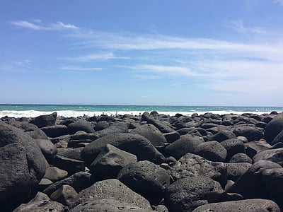 Playa de rocas negra, Playa, piedras oscuras, mar, Océano, vacaciones