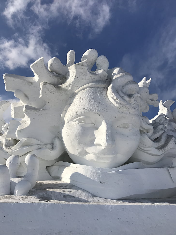 Harbin, Sun city, rzeźby z lodu