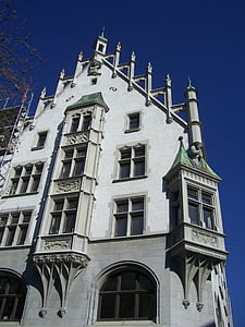 lučni prozor, Ulm, u centru grada, Naslovnica, Kuća fasade, uređena, kupola
