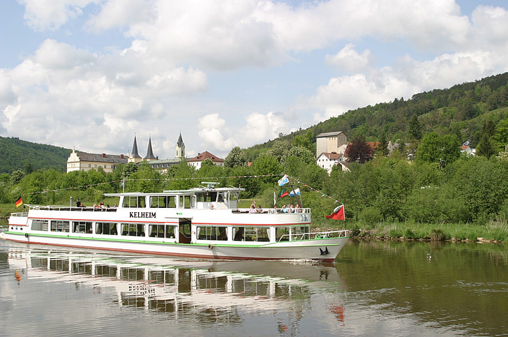 Rio Altmühl, Kelheim, Vale Altmühl, nave, excursão ship, canal principal do Danúbio, Parque de natureza de Altmühltal