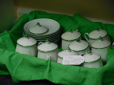 dishes, tableware, dish, plate, table, dishware, dining