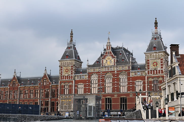 Train station amsterdam, Główny dworzec kolejowy w, Amsterdam, budynek