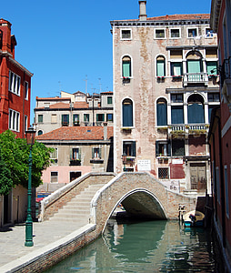 Most, kanál, Benátky, dům, kandelábr, Itálie