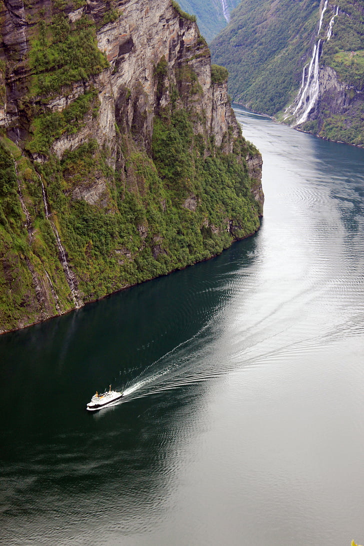 Geirangerfjord, Noorwegen, post route van het schip, cruise schip, fjord