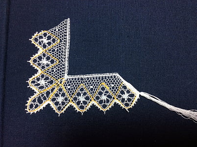 lace, lacemaking, bobbin, handmade, thread, craft, textile