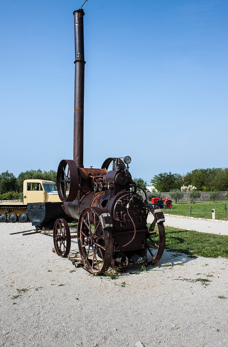 traktor, poľnohospodárske stroje, Oldtimer, železo