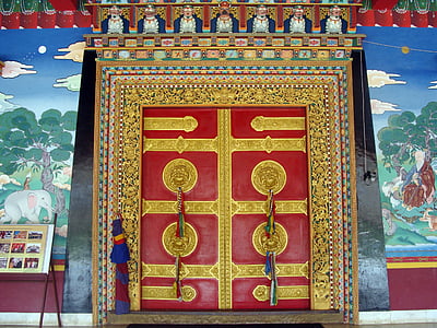 utsmyckade dörren, kloster, mundgod, Indien, Karnataka, Mini tibet, tibetansk settlement