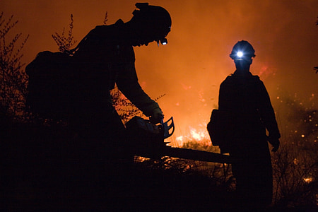 Fire fighters, naktī, siltuma, karstā, Blaze, avārijas dienestu izsaukšanas, mežu ugunsgrēku