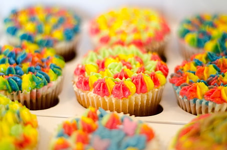Cupcake, печене, десерт, глазура, buttercream, крем, цветни