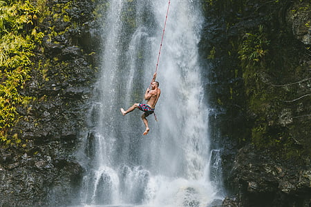 mannen, Swinging, vattenfall, hane, kaukasiska, äventyr, risken
