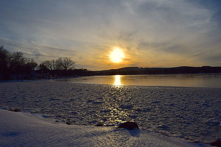 Sunset, Lake, talvel, lumi, jää, puud, vee