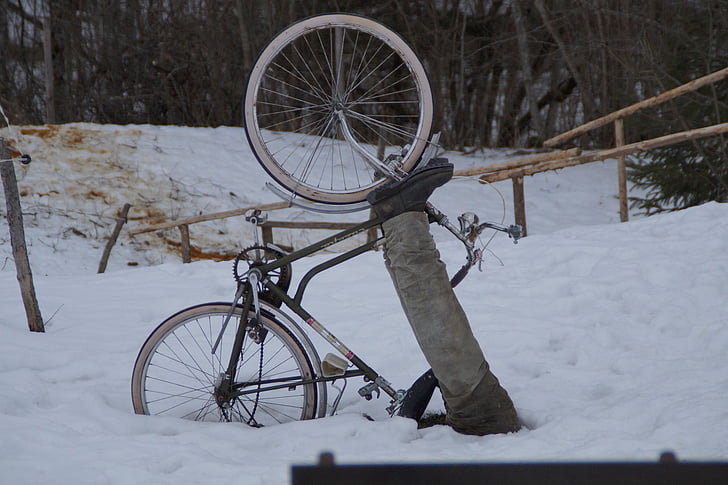 velosipēds, velosipēdisti, Riteņbraukšana, nelaimes gadījumu, kritums, sniega, iestrēdzis