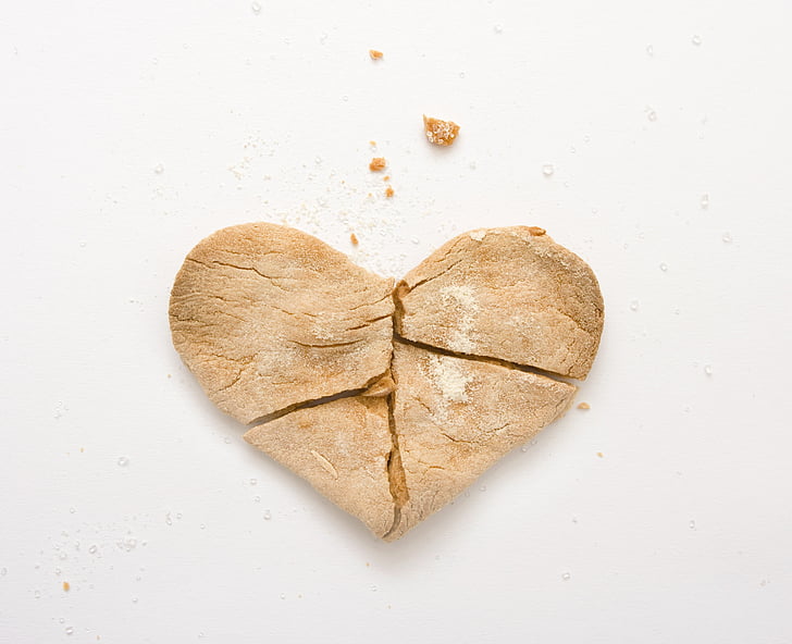 cookie, heart, baked, broken, valentine, romantic, dramatic