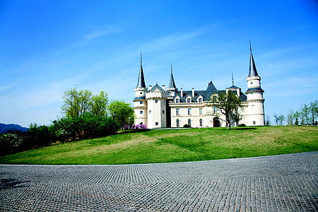 Castle, európai építészet, jövőkép épületben