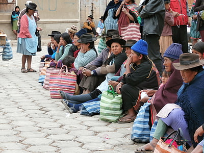 femmes indiennes, marché d’Indio, Bolivie