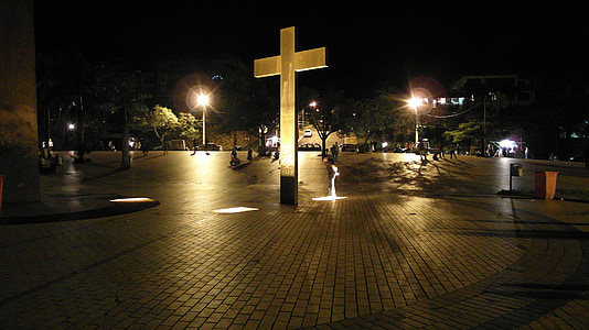 cross, mirante do mangabeiras, brazil, pope, night