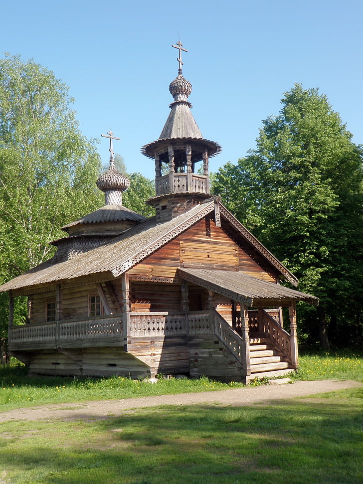 Veliky novgorod, houten architectuur, Museum, zomer, wandeling, oudheid, oude gebouwen