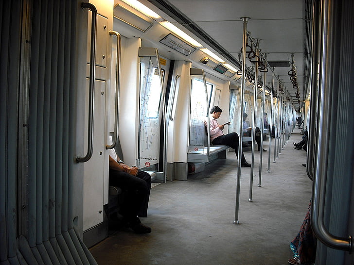 stanice metra, Nové Dillí, Metro, vlakem, Indie