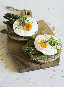 æg, asparges, en sandwich, morgenmad, mad, spise, spise