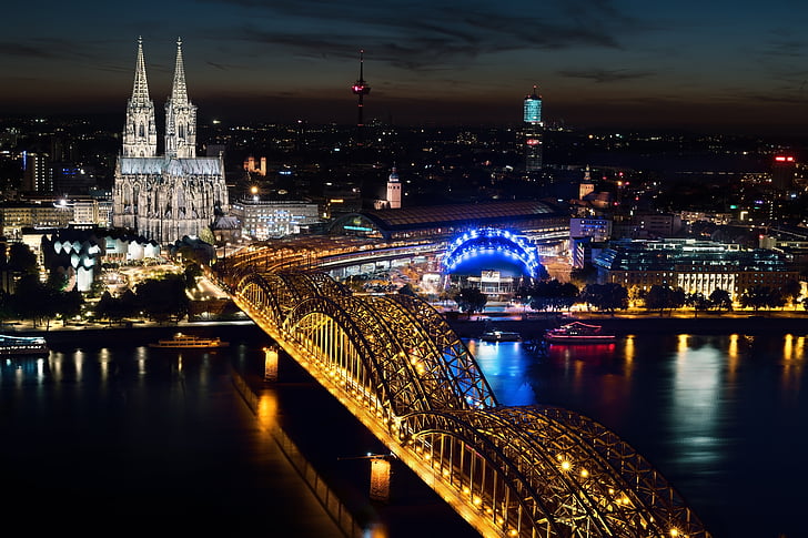 Köln, katedrala, Hohenzollern most, Köln ponoči, katedrala ponoči, most - človek je struktura, osvetljeni