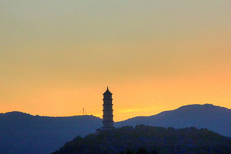 puesta de sol, rojo, cielo, Pagoda de, colinas de, montañas, paisaje