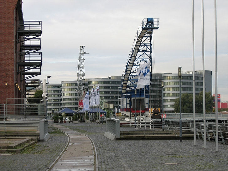 Duisburg, Inner harbour, poort, gebouw, het platform, kraan