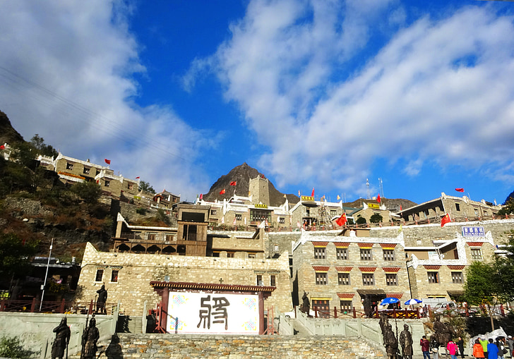 Tibeta, templis, Ķīna, zilas debesis