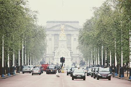 Londres, Reino Unido, estrada, tráfego à esquerda, cena de rua, táxis, Avenida