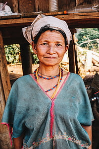 vestido tradicional de Karen, mulheres mais velhas karen, velho, mulheres, tradicional, pessoas, Karen