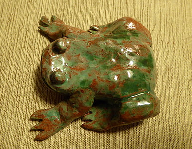 toad, clay figure, weel, glazed, tonkunst, arts and crafts, shaped
