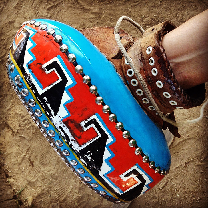 ръкавица, Mixtec топка, традицията