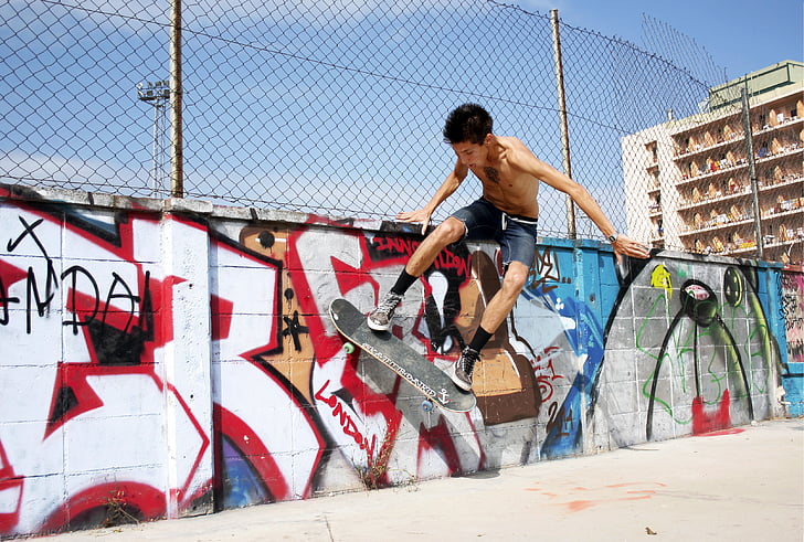 man, riding, skateboard, topless, skateboards, shirts, sport