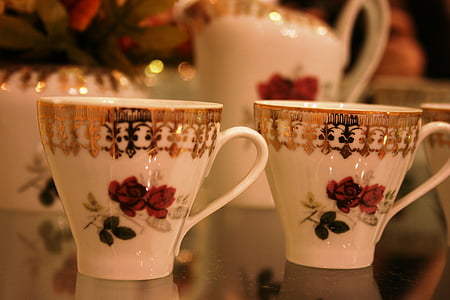 kavos puodelis, porcelianinis puodelis, Porcelianas, apdaila