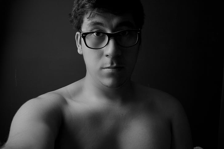lidé, bílá, portrét, obličej, mladý, Veselé, černo-bílé fotografie