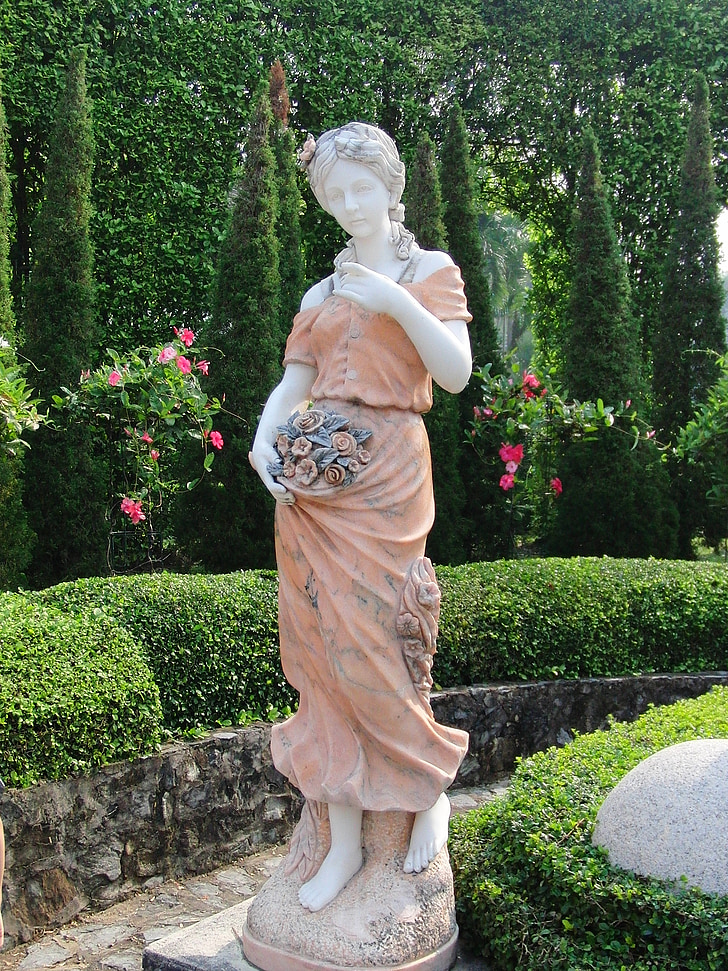 kamień kobieta, Kobieta, Rzeźba kobiety, Park, ogród, Zieloni, Aleja