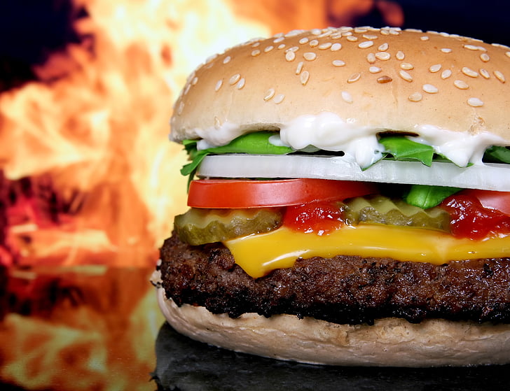 desenfoque de, bollos de, Burger, Close-up, delicioso, llama, enfoque