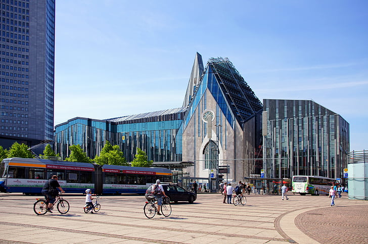 Leipzig, Augustus náměstí, kostel, Univerzita