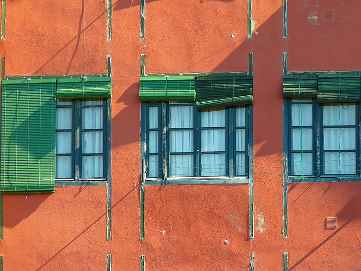 หน้าต่าง, ผ้าม่าน, สีเขียว, แก้ว, บ้าน, หน้าอาคาร, สีแดง