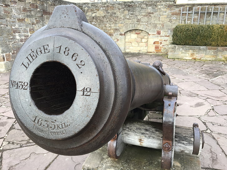 castle, waldeck, barrel of a gun, historically, cast iron, edersee