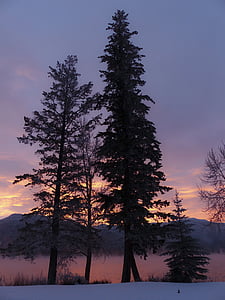 saulėtekio, anksti ryte, vandens, kalnų, žiemos magija, kalno viršūnėje, kraštovaizdžio